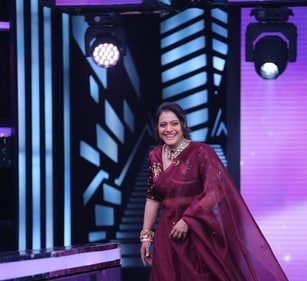 Kajol on the sets of Sa Re Ga Ma Pa Li'l Champs.