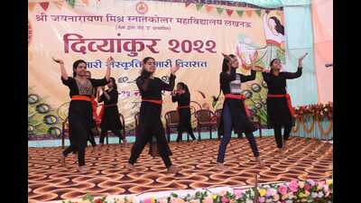 Students presenting cultural programme at Divyankur. (HT Photo)