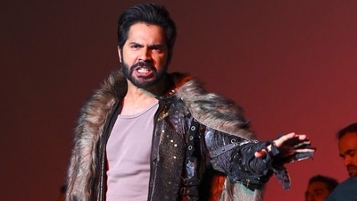 Varun Dhawan performing at the trailer launch of Bhediya. (AFP) (AFP) Varun Dhawan performing at the trailer launch of Bhediya. (AFP) (AFP)