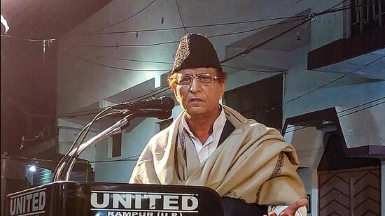 Samajwadi Party leader Azam Khan at a campaign rally for the Rampur Sadar assembly bypoll. (PTI PHOTO)