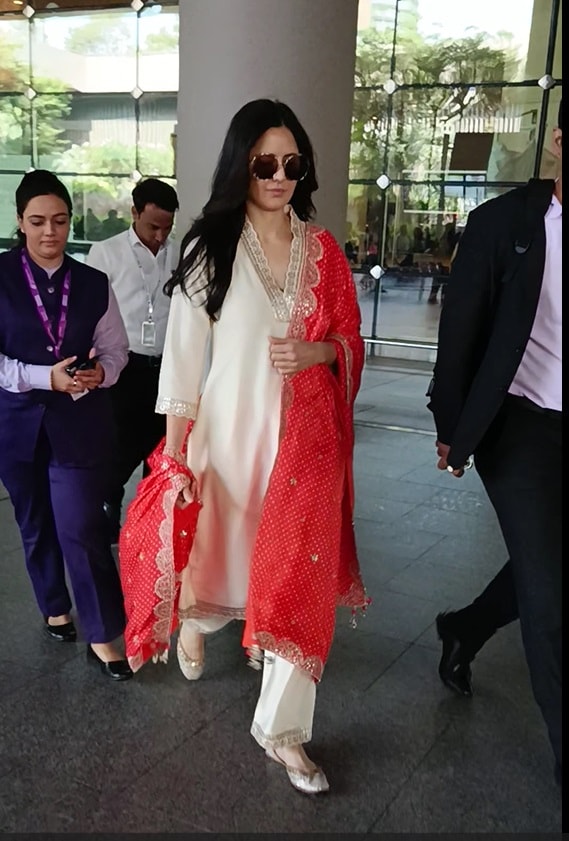 Katrina Kaif at Mumbai airport on Monday. (Varinder Chawla) Katrina Kaif at Mumbai airport on Monday. (Varinder Chawla)