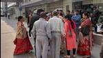 The family members of Himanshu Bansal allegedly created a ruckus outside the Max Hospital in Vaishali on Tuesday. (HT Photo) The family members of Himanshu Bansal allegedly created a ruckus outside the Max Hospital in Vaishali on Tuesday. (HT Photo)