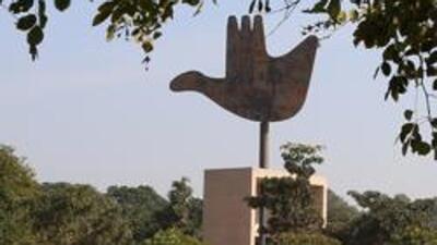 Similarly, at the sub-registrar office, the registration of documents and instruments under the Indian Registration Act, 1908, will have to be completed within the day. (Representatioanl Image/Ht File) Similarly, at the sub-registrar office, the registration of documents and instruments under the Indian Registration Act, 1908, will have to be completed within the day. (Representatioanl Image/Ht File)