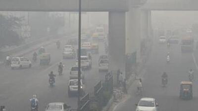 Smog levels spike during winter in Delhi. (AFP)