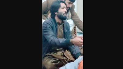 The image is taken from the Instagram video and shows the man who added a twist to the lyrics of B Praak’s Mann Bharrya. (Instagram/@aashi_records)