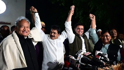 Ashok Gehlot, Sachin Pilot and KC Venugopal a joint press conference in Jaipur. (HT photo) Ashok Gehlot, Sachin Pilot and KC Venugopal a joint press conference in Jaipur. (HT photo)