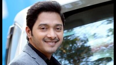 Shreyas Talpade is currently shooting for Single Salma in Lucknow. Shreyas Talpade is currently shooting for Single Salma in Lucknow.