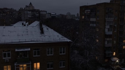 Ukraine's capital city Kiev saw its first snow last week, ushering in a winter of stress and uncertainty (Roman Pilipey/EPA-EFE) Ukraine's capital city Kiev saw its first snow last week, ushering in a winter of stress and uncertainty (Roman Pilipey/EPA-EFE)