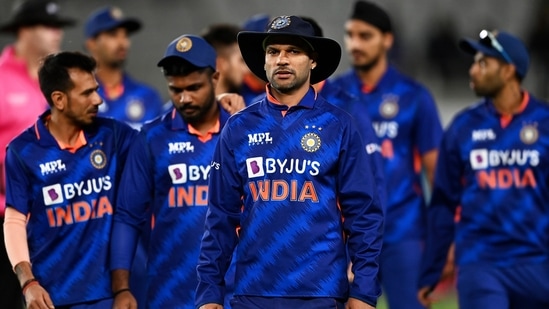 India captain Shikhar Dhawan and teammates leave the field after their loss to New Zealand in 1st one day international cricket match(AP)