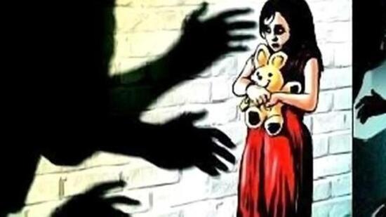 10yera Xxx Videos Pron - Teenager rapes 10-year-old girl in her house after watching porn, strangles  her | Latest News India - Hindustan Times