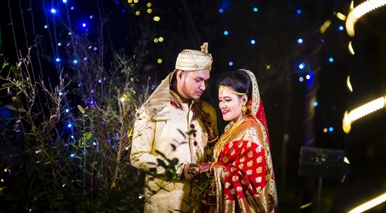 The diverse landscapes in India adds a soft romanticism to wintry fairy tale weddings.(pexels)