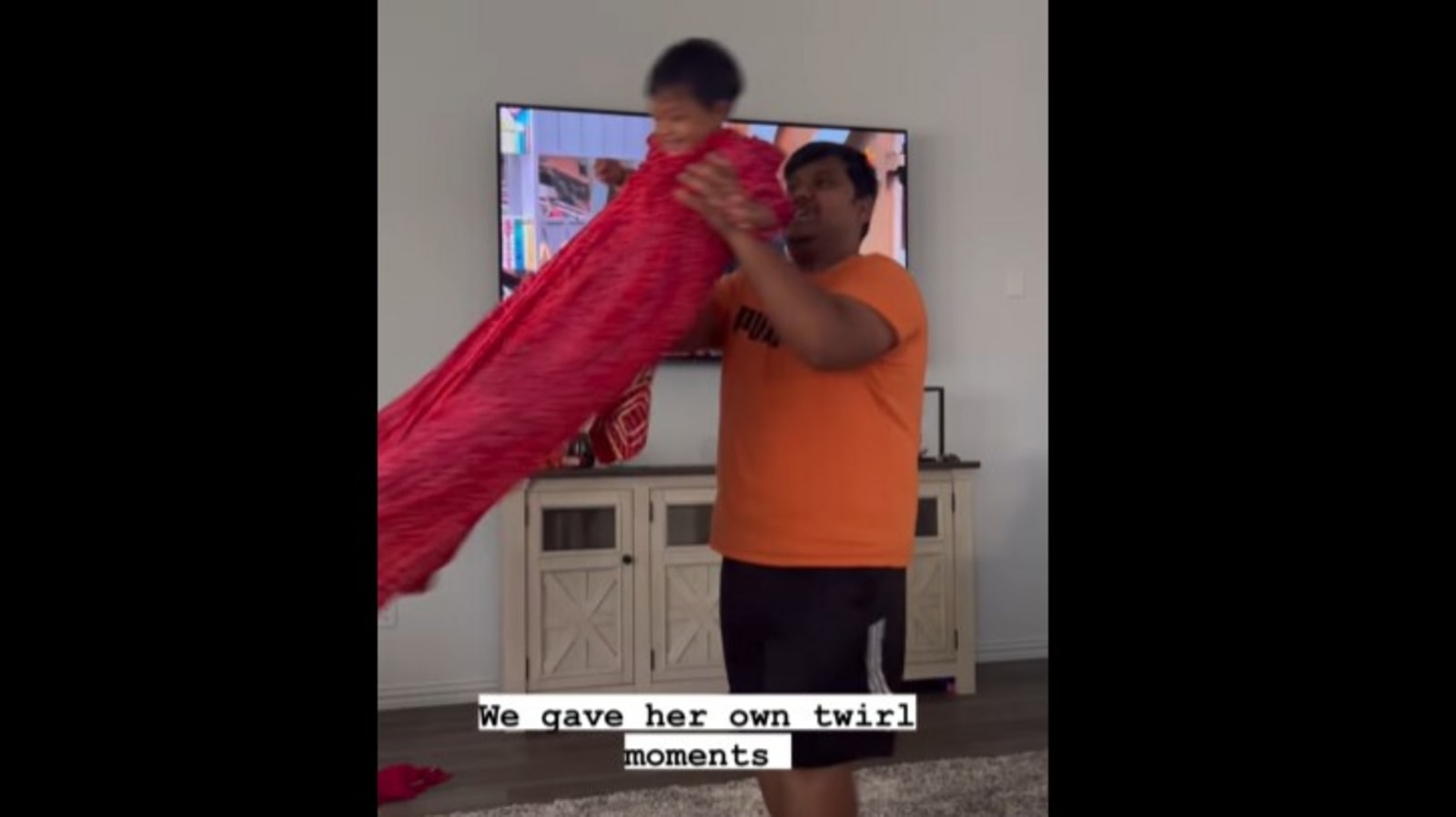 Daughter tries to copy mom as she twirls, dad steps in to do this