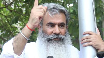 Two days after the Punjab government accorded prosecution sanction against former food and civil supplies and consumer affairs minister Bharat Bhushan Ashu in foodgrain transportation scam, the vigilance bureau submitted a supplementary challan in court on Wednesday. (HT FIle Photo)