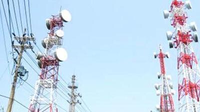 Deepak Sura, deputy commissioner of muincipal corporation said that there are 328 towers of which 129 telecom companies have not paid their taxes. (HT File)