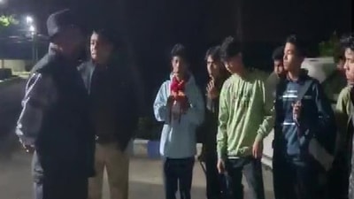 A mob of students of class 10th-11th attacked a 5-month pregnant History teacher in Jawahar Navodaya Vidyalaya in Dibrugarh. (ANI) A mob of students of class 10th-11th attacked a 5-month pregnant History teacher in Jawahar Navodaya Vidyalaya in Dibrugarh. (ANI)