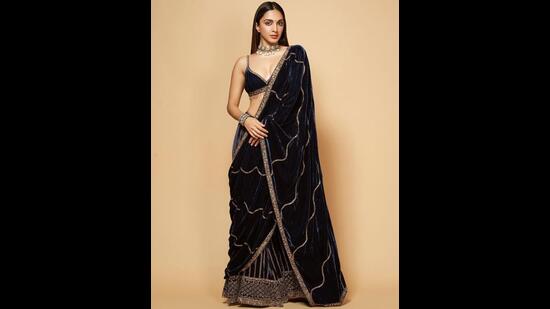 Elegant Kiara Advani in a dark green velvet lehenga by Sureena Chowdhri (Image: Instagram)