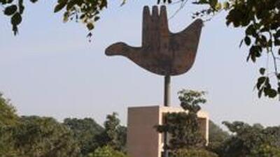Re-enrollment of home guards volunteers of Chandigarh Police has been put on hold till December 12 citing complaints of misconduct. (HT File)