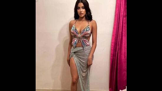 Janhvi Kapoor in an embellished butterfly top (Photo: Instagram)
