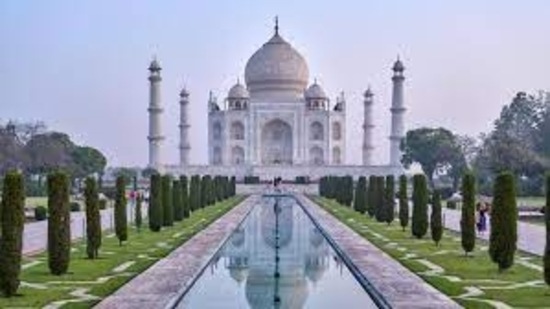 A view of the 17 century monument Taj Mahal. (HT file)