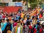 Parties pull out all the stops as MCD campaigning ends Parties pull out all the stops as MCD campaigning ends
