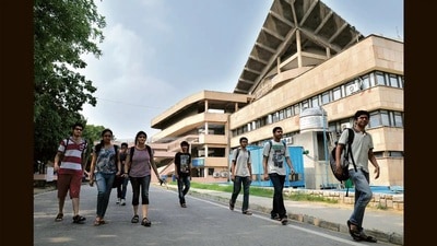 Placement season: Top recruiters make fab offers to IIT-K students (File)