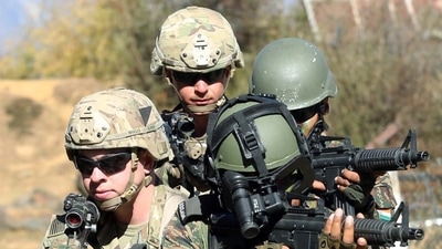 Indian and US Army personnel take part in the ongoing eighteenth edition of India-US joint military exercise Yudh Abhyas 2022 on Wednesday. (ANI Photo) Indian and US Army personnel take part in the ongoing eighteenth edition of India-US joint military exercise Yudh Abhyas 2022 on Wednesday. (ANI Photo)