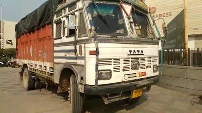 A toddler was killed, while his mother got injured after a truck allegedly hit them at a busy intersection at Ambala’s Kalka Chowk on Friday. (HT Photo) A toddler was killed, while his mother got injured after a truck allegedly hit them at a busy intersection at Ambala’s Kalka Chowk on Friday. (HT Photo)