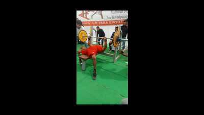 Para-athlete Shiv Kishore from Firozabad travels across India to compete in weightlifting competitions. (HT PHOTO) Para-athlete Shiv Kishore from Firozabad travels across India to compete in weightlifting competitions. (HT PHOTO)