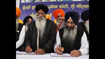 As the Haryana government has constituted a new 38-member ad hoc HSGPC under the Haryana Sikh Gurdwara (Management) Act, 2014, SGPC chief Harjinder Singh Dhami said the Haryana government’s “interference and conspiracies against the Sikhs will not be tolerated”. (HT File Photo) As the Haryana government has constituted a new 38-member ad hoc HSGPC under the Haryana Sikh Gurdwara (Management) Act, 2014, SGPC chief Harjinder Singh Dhami said the Haryana government’s “interference and conspiracies against the Sikhs will not be tolerated”. (HT File Photo)