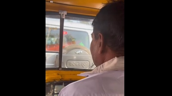 Auto driver narrates names of European countries, Presidents and more.(Instagram/@RajivKrishna) Auto driver narrates names of European countries, Presidents and more.(Instagram/@RajivKrishna)