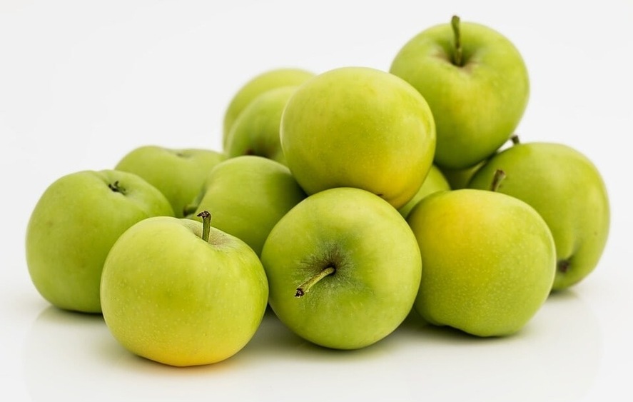 Apple (Pixabay) Apple (Pixabay)