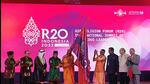 For religious leaders to play an influen-tial role in making us realise we are all part of one great unity, they must stand together and differ because their beliefs are different (ANI) For religious leaders to play an influen-tial role in making us realise we are all part of one great unity, they must stand together and differ because their beliefs are different (ANI)