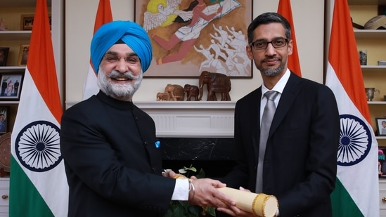 Sundar Pichai awarded with Padma Bhushan Sundar Pichai awarded with Padma Bhushan