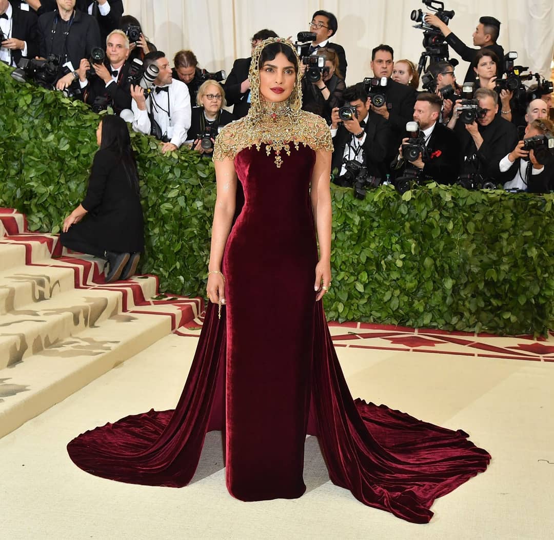 Priyanka Chopra walked the red carpet at Met Gala 2018 in a beautiful maroon velvet gown.(Instagram/@priyankachopra)