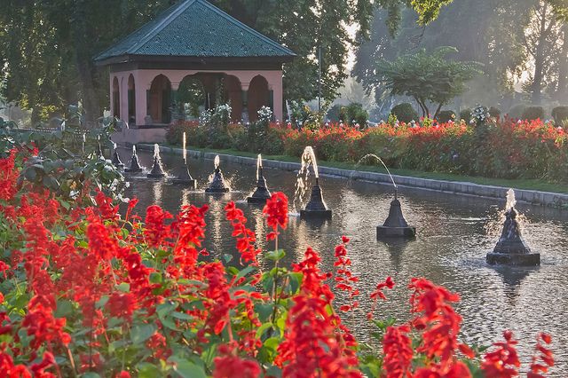 The garden is a fusion of the Shalimar Gardens, Chashm-e-Shahi, and Nishat Bagh.(pinterest)