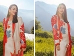 Karisma Kapoor enjoys her holiday in Rishikesh. Karisma Kapoor enjoys her holiday in Rishikesh.