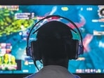 Online gaming can be divided into chance games and skill games.