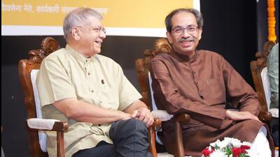 Vanchit Bahujan Aghadi (VBA) chief Prakash Ambedkar and Shiv Sena (Uddhav Balasaheb Thackeray) chief Uddhav Thackeray at a program recently Vanchit Bahujan Aghadi (VBA) chief Prakash Ambedkar and Shiv Sena (Uddhav Balasaheb Thackeray) chief Uddhav Thackeray at a program recently