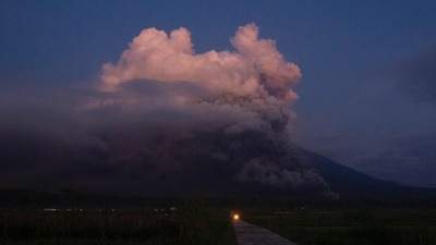 Indonesia's Semeru Volcano: Mount Semeru spews smoke and ash in Lumajang. (AFP)