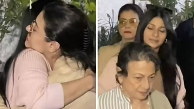 Kajol with Tanuja and Tanishaa Mukerji at the special screening of Salaam Venky. Kajol with Tanuja and Tanishaa Mukerji at the special screening of Salaam Venky.