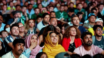 Al Bidda Park, Doha, Qatar - General view as fans watch the match (REUTERS)