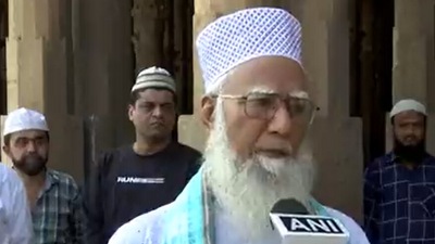 Shahi Imam of Ahemdabad’s Jama Masjid Shabbir Ahmed Siddiqui speaks to news agency ANI. (ANI)