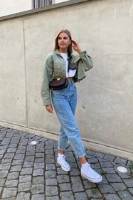 It is an ideal denim to wear every day and you can style it in a variety of cool ways. (pinterest)