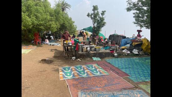 The stalls at Sinhagad fort that were razed by the forest department have now been given dedicated space behind the forest guesthouse atop the fort. (HT PHOTO)