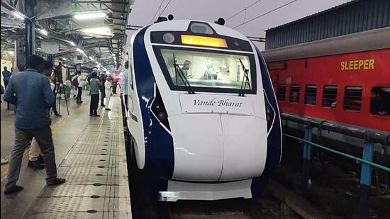Chennai, Nov 07 (ANI): Mysore Vande Bharat Express Trial run started from Chennai MG Ramachandran Central Railway station, on Monday. (ANI Photo) (ANI) Chennai, Nov 07 (ANI): Mysore Vande Bharat Express Trial run started from Chennai MG Ramachandran Central Railway station, on Monday. (ANI Photo) (ANI)