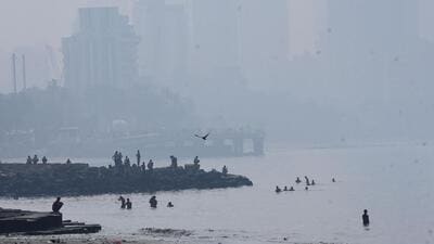 AQI remained ‘very poor’ throughout the day at Mazgaon (342) Colaba (336), Malad (321), Chembur (319) and Bandra Kurla Complex (313). (HT PHOTO) AQI remained ‘very poor’ throughout the day at Mazgaon (342) Colaba (336), Malad (321), Chembur (319) and Bandra Kurla Complex (313). (HT PHOTO)