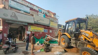 Vends demolished, road encroachments removed in Gurugram’s Palam Vihar Vends demolished, road encroachments removed in Gurugram’s Palam Vihar