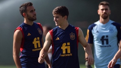Spain's Gavi during training (REUTERS)