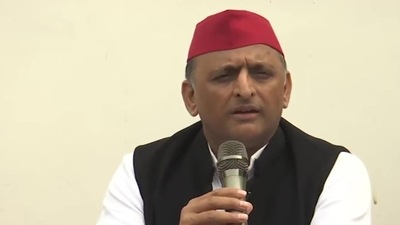 SP chief Akhilesh Yadav addresses the media after casting his vote for Mainpuri bypolls in UP's Saifai on Monday. (ANI) SP chief Akhilesh Yadav addresses the media after casting his vote for Mainpuri bypolls in UP's Saifai on Monday. (ANI)