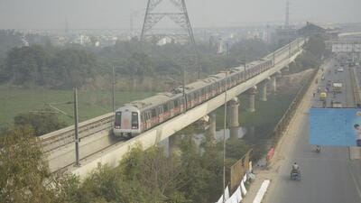 Ghaziabad, India - December 02, 2022: Metro Train running between Hindon Metro Station to Mohan Nagar in Ghaziabad, India on Friday, December 02, 2022. (Photo by Sakib Ali /Hindustan Times) Ghaziabad, India - December 02, 2022: Metro Train running between Hindon Metro Station to Mohan Nagar in Ghaziabad, India on Friday, December 02, 2022. (Photo by Sakib Ali /Hindustan Times)